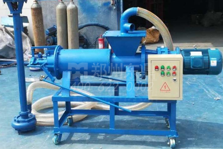 畜禽糞便固液分離機(jī)適用于對養(yǎng)殖場牛糞沼渣、雞糞、豬糞等物料進(jìn)行脫水預(yù)處理